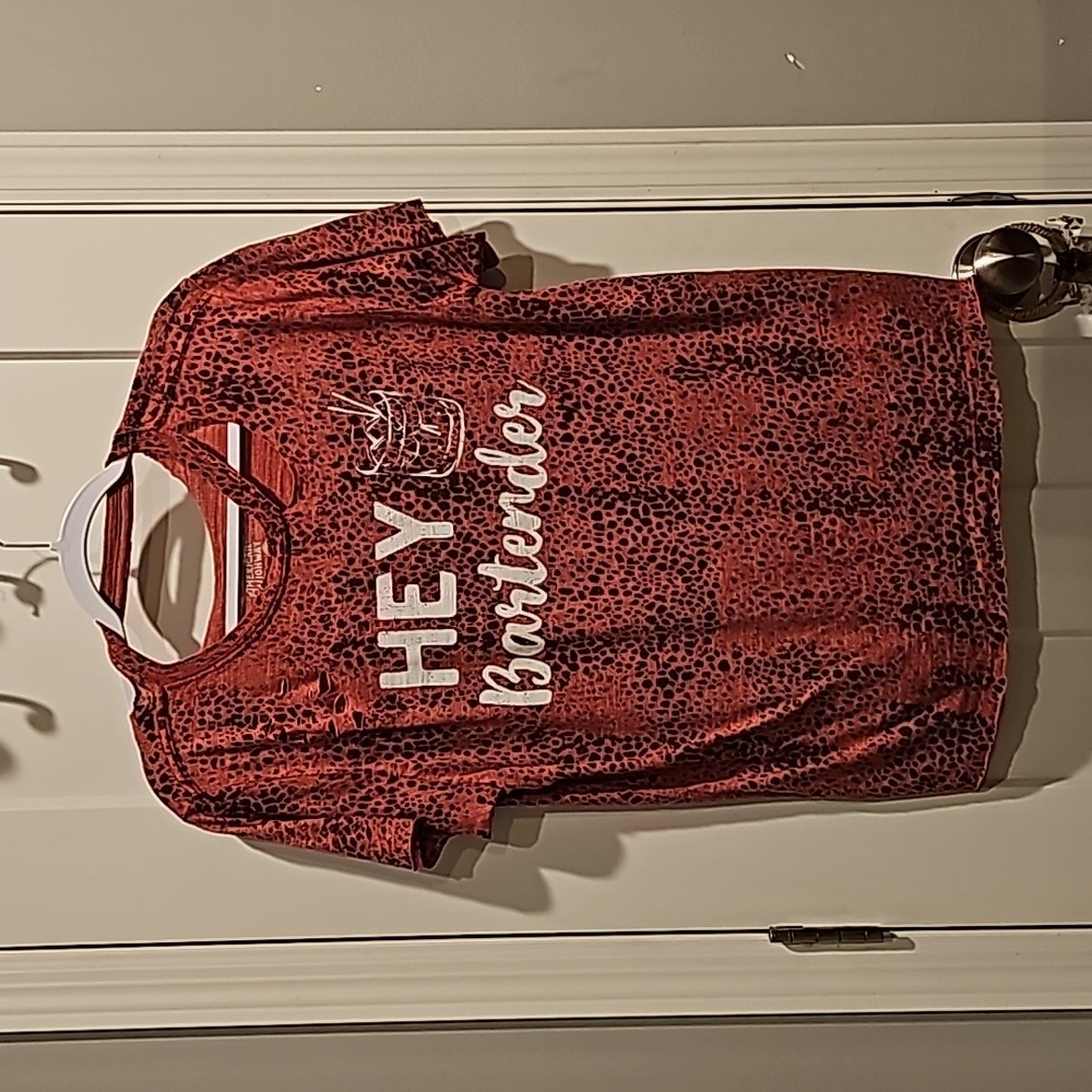 Womens like new American Highway sz Xlg distressed tshirt. Gorgeous